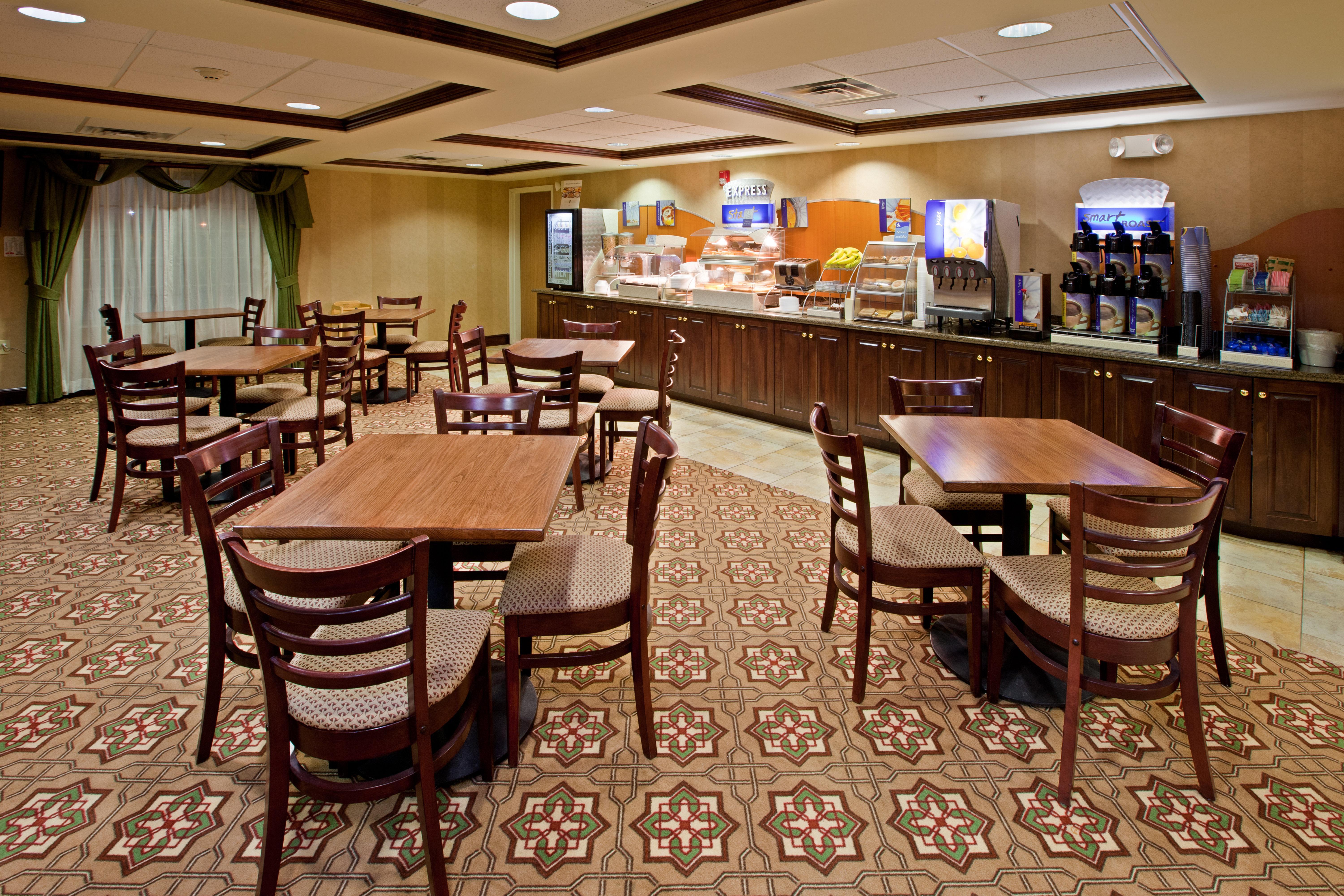 Holiday Inn Express Lebanon By Ihg Exterior foto